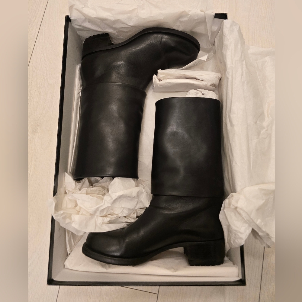 Black Leather Women's Boots - Picture 4 of 9
